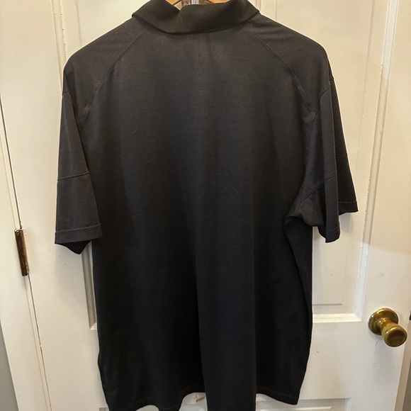 Nike Men's very Dark Gray/Black Polo with Red Cincinnati Reds and Nike logos. - Picture 5 of 10